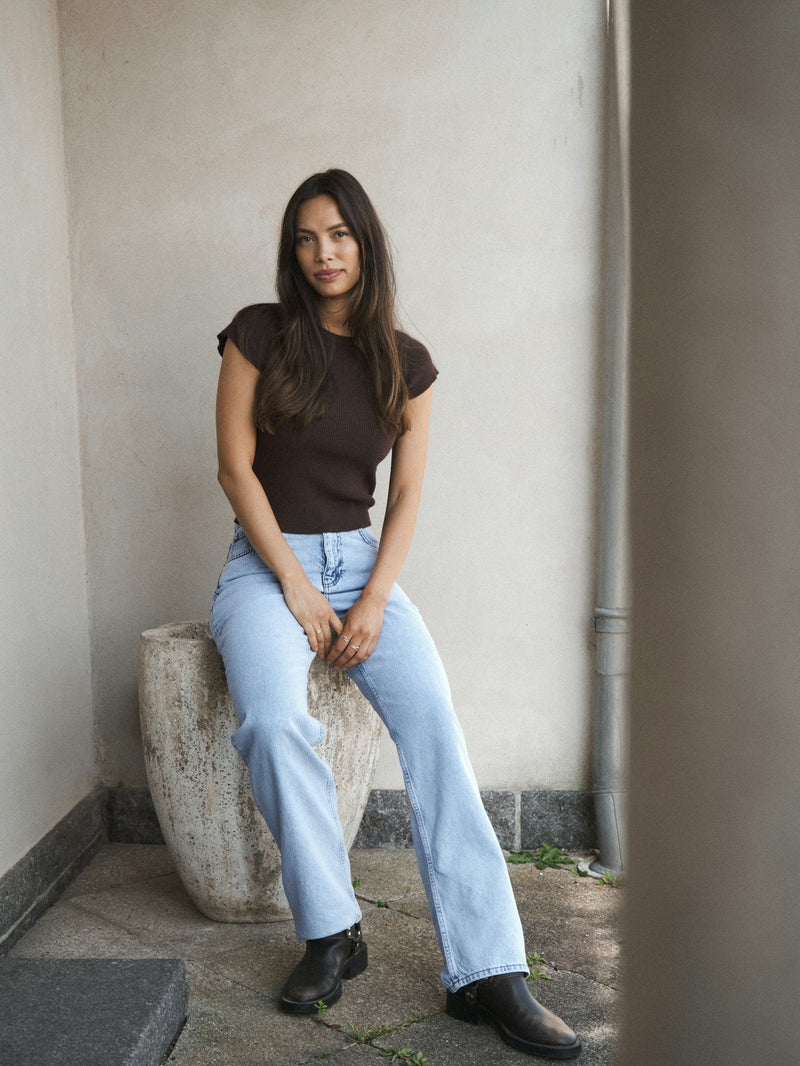 Tirra Knit Tee - Bruin