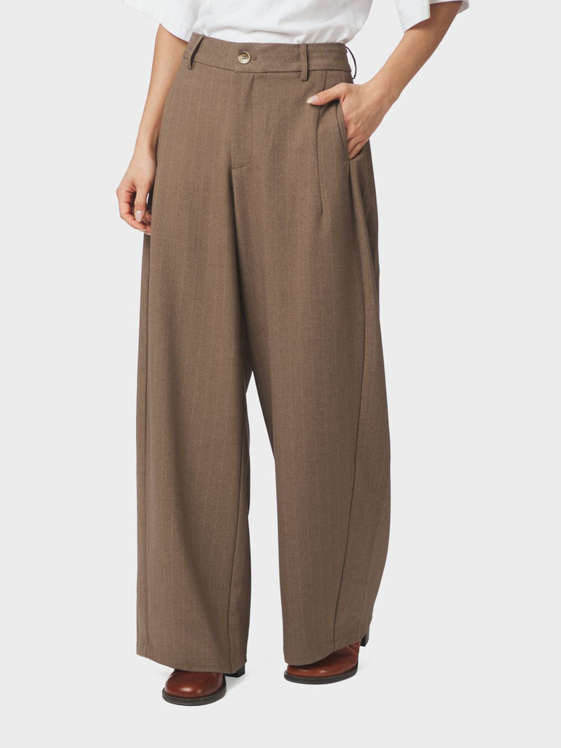 Essiall Pinstripe Pants - Beige