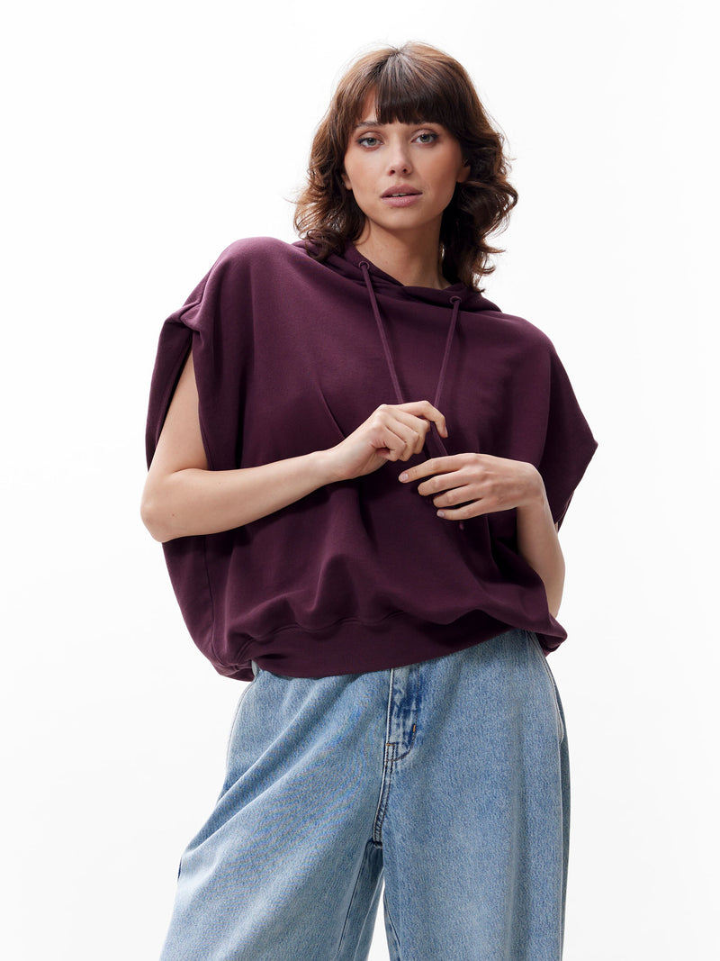 Sleeveless sweater with hoodie - Winetasting