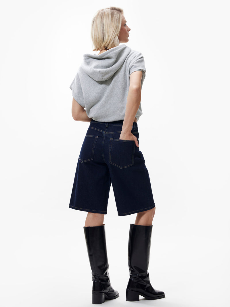Loose fit jorts