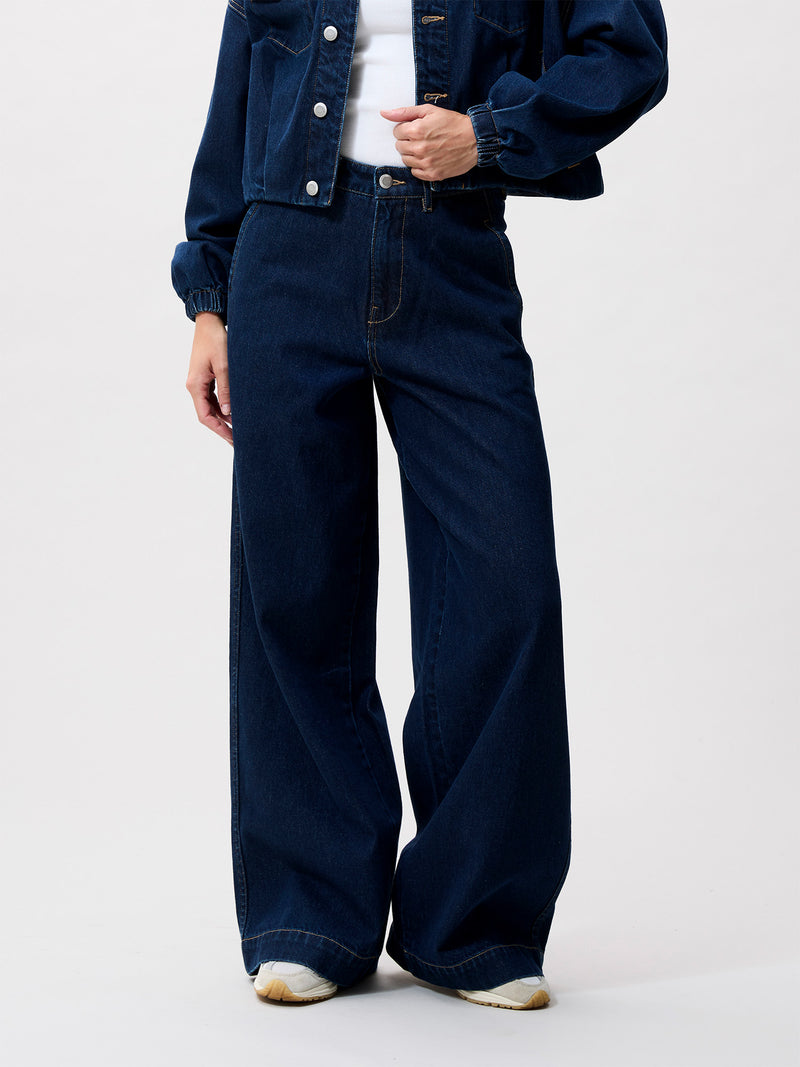 Wide leg jeans