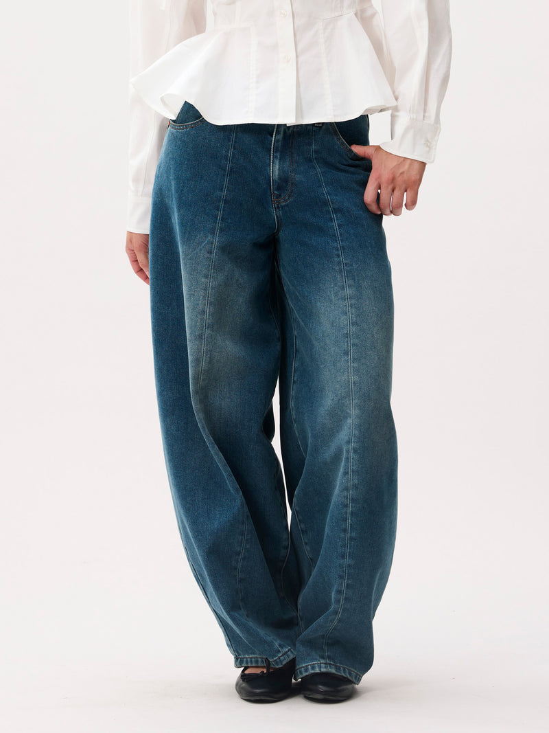 Barrel fit jeans with fleece inside