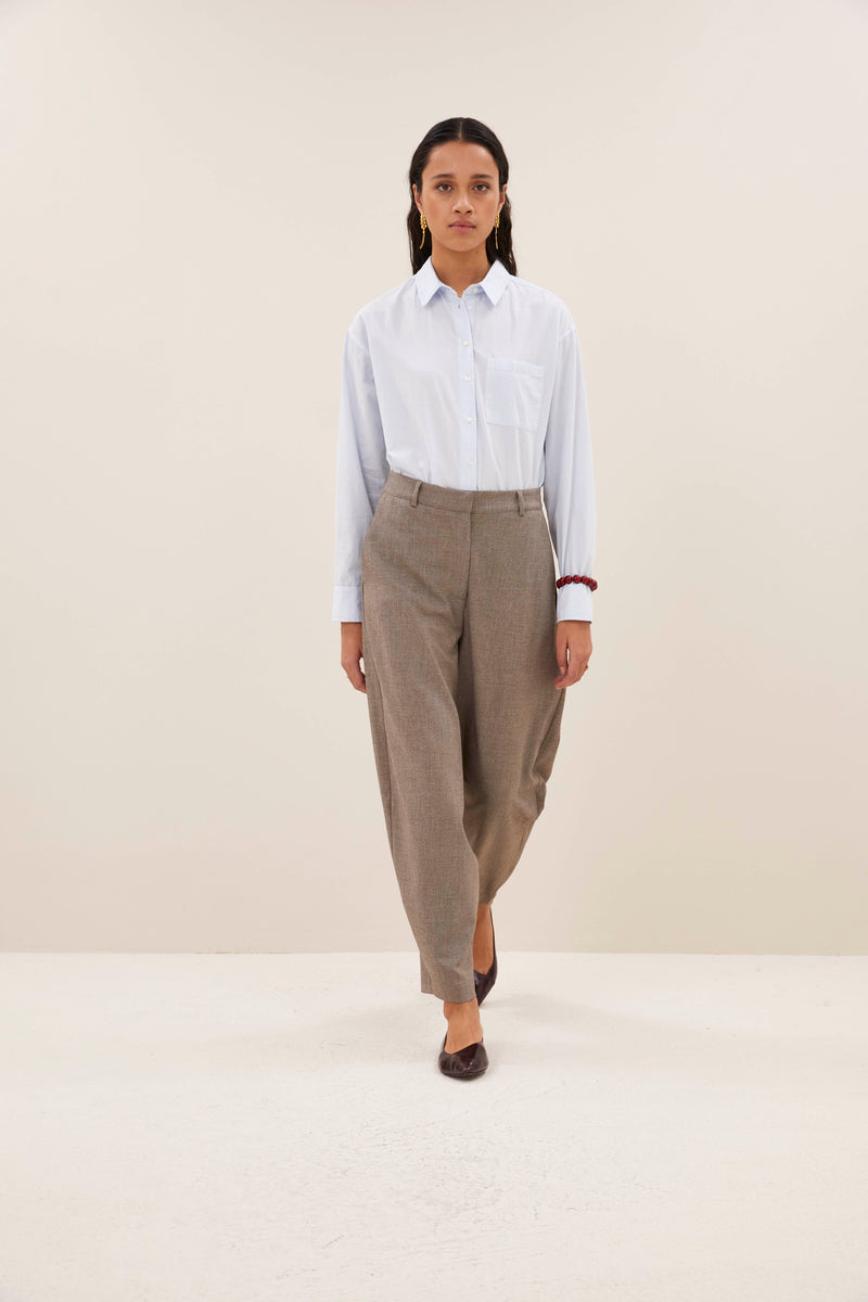 26418030 - Beige
