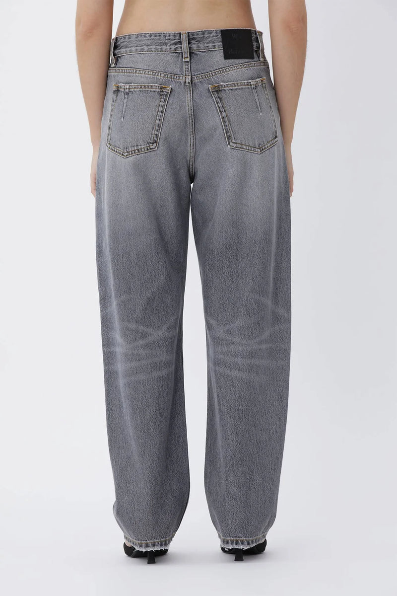 Alexandra Wantet Grey