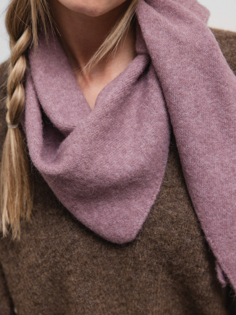 Tricja Scarf