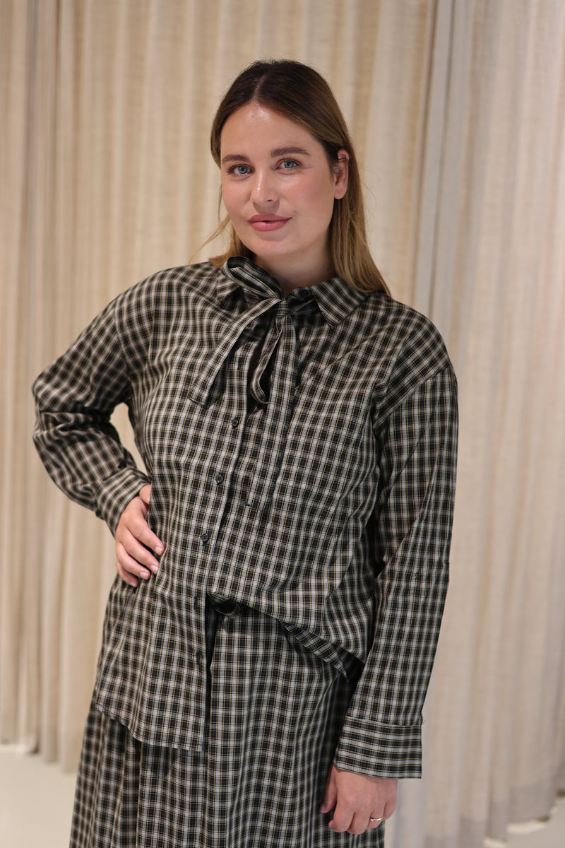 Check Bow Neck Shirt