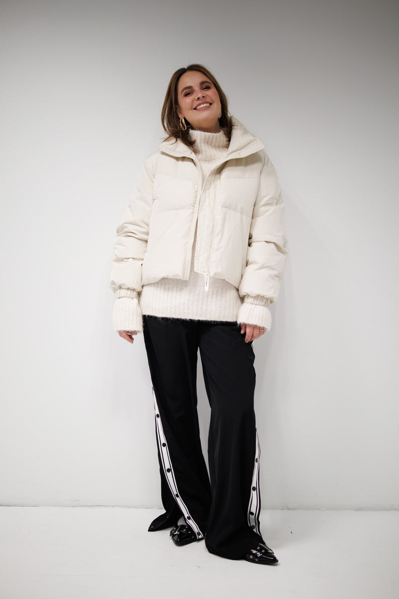 FrostyCC Crop Puffer Jacket