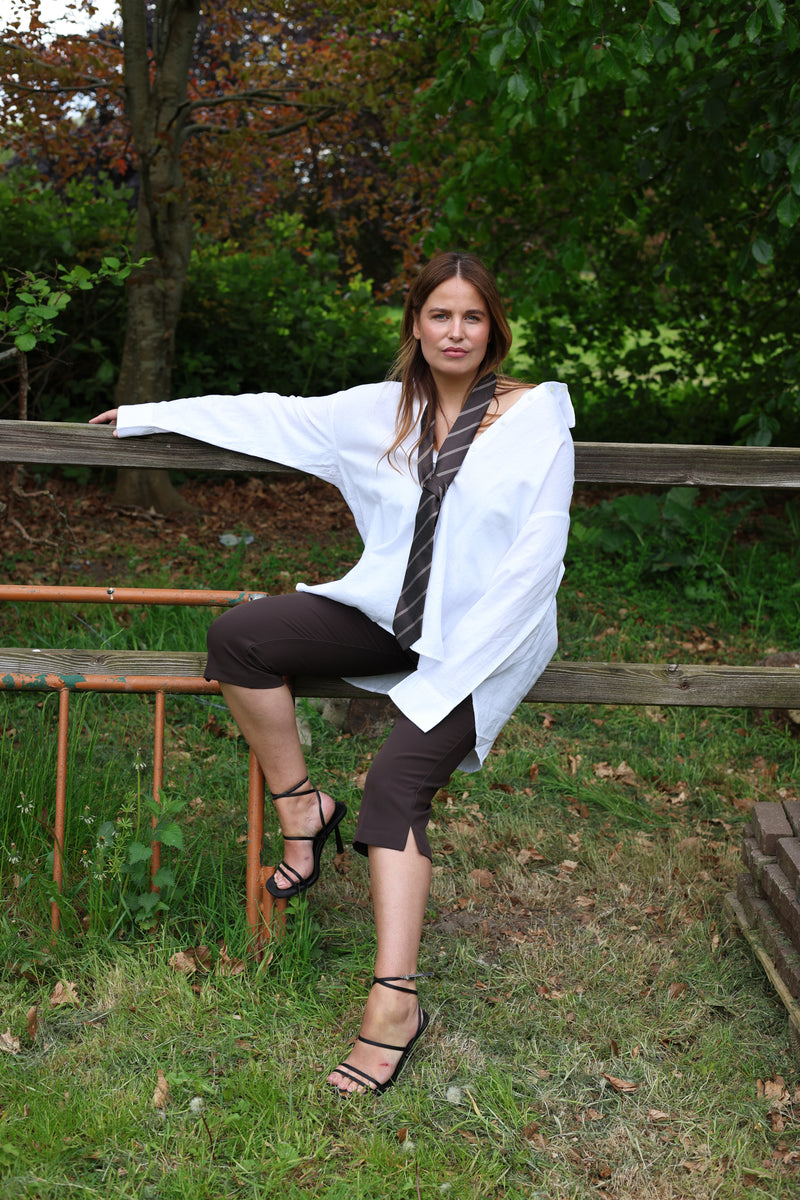 Tasia Suit Capri Pants - Bruin
