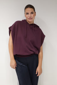 Sleeveless sweater with hoodie - Winetasting