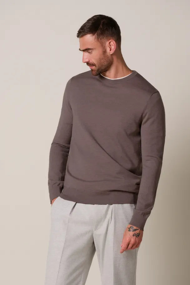 Aubergine merino crewneck