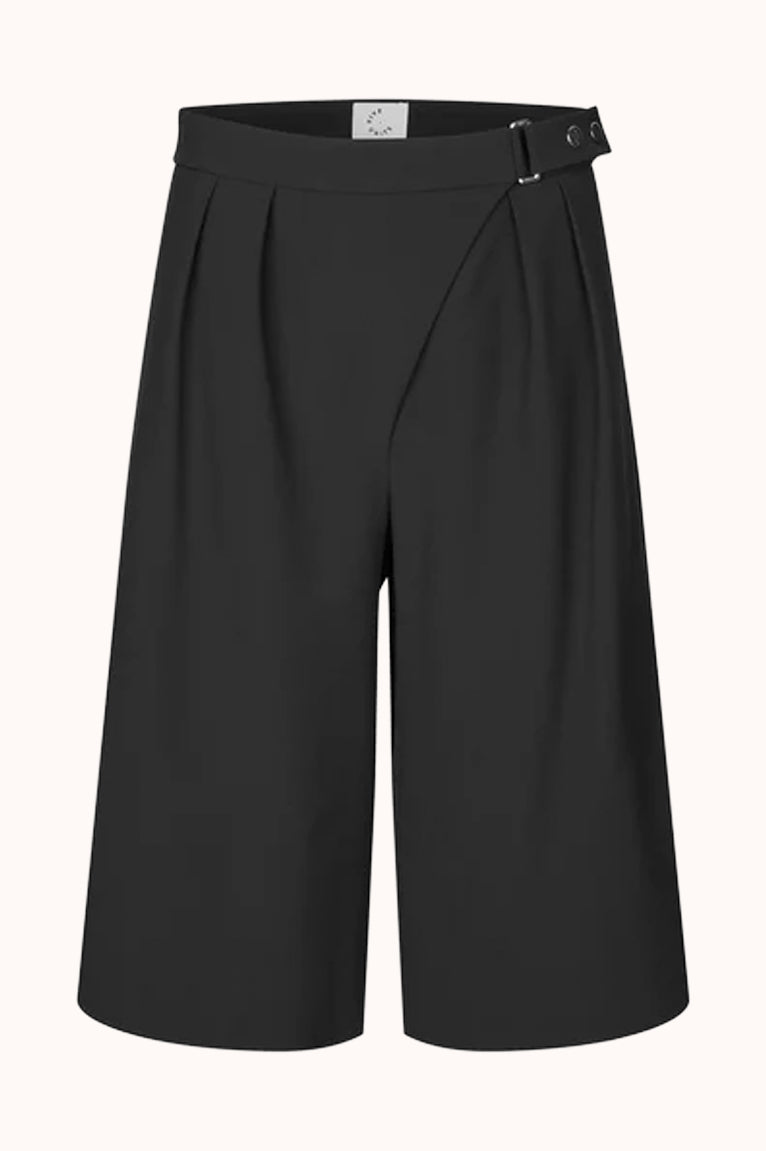 UmaFV Shorts 285 Black