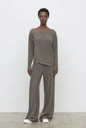KNIT BEIGE