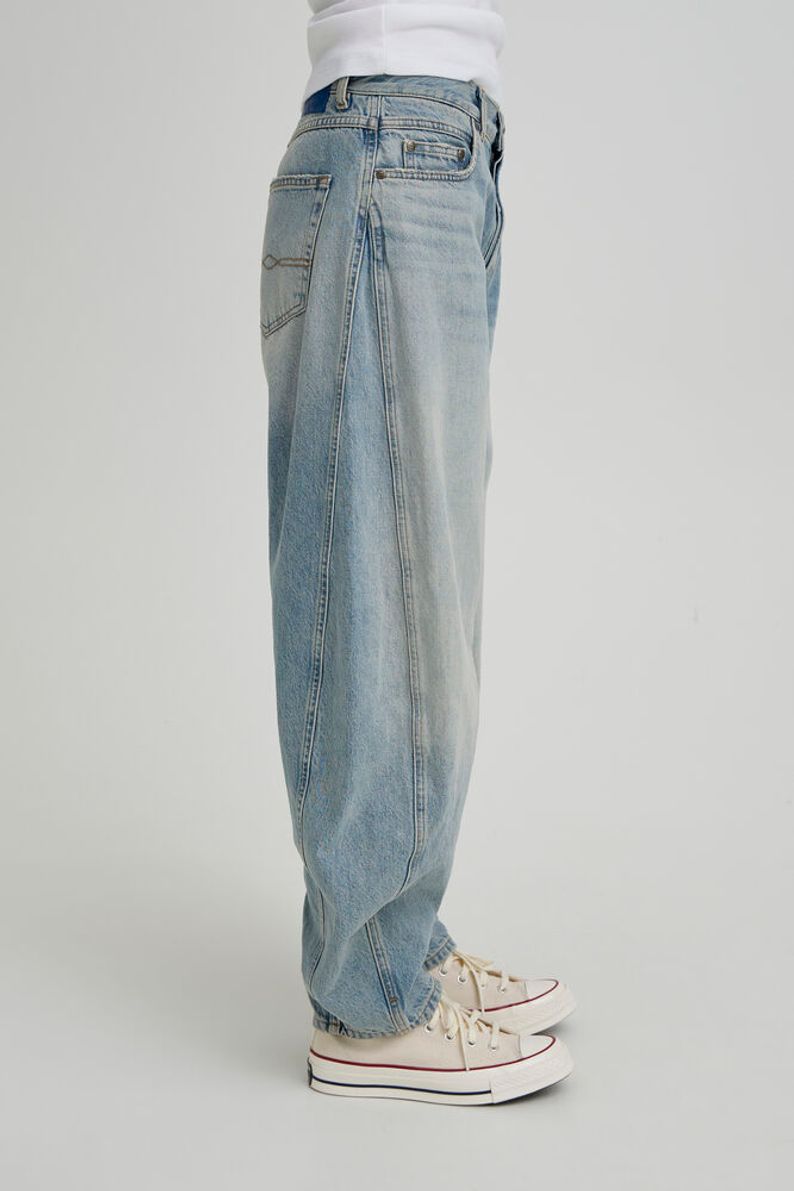 BACAVI CURVED JEANS