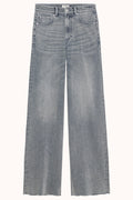 Loose fit jeans
