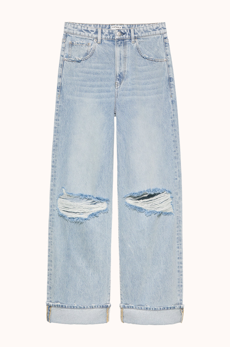 Super loose fit jeans damaged