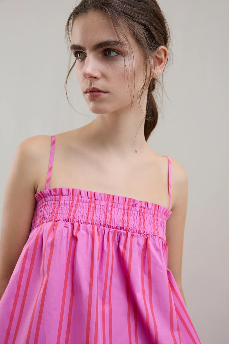 VIWILLOW SINGLET TOP
