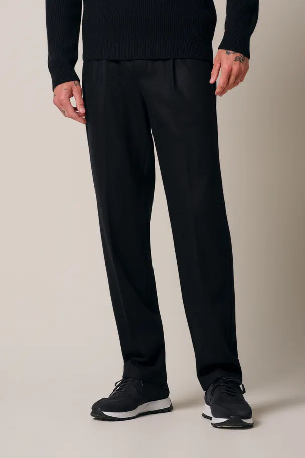 Navy knitted sportcord