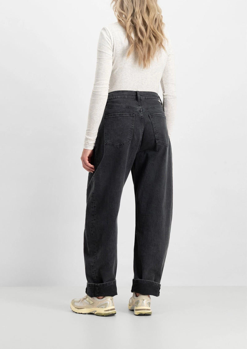 Robin True Black - High Rise, Barrel Fit