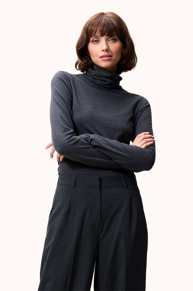 Super soft turtle neck